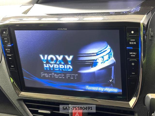 Toyota VOXY 2014-10 8646925-3