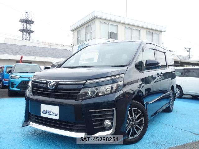 Toyota VOXY 2015-10 8647091-0