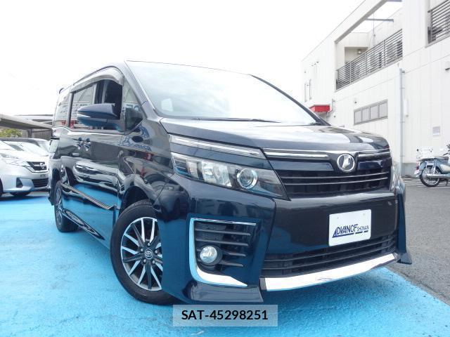 Toyota VOXY 2015-10 8647091-15