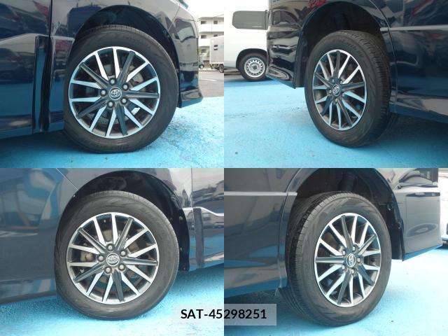 Toyota VOXY 2015-10 8647091-8