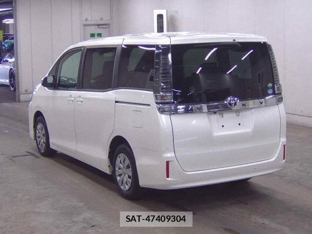 Toyota VOXY 2020-04 8647155-1