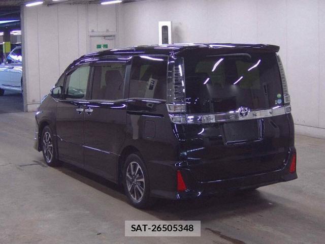 Toyota VOXY 2018-03 8647159-1