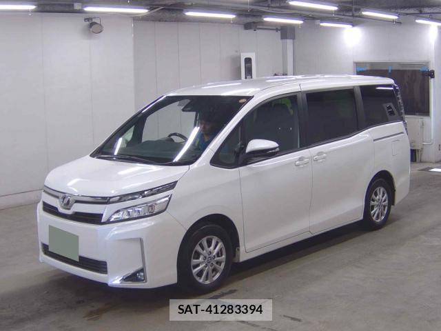 Toyota VOXY 2018-03 8647193-3