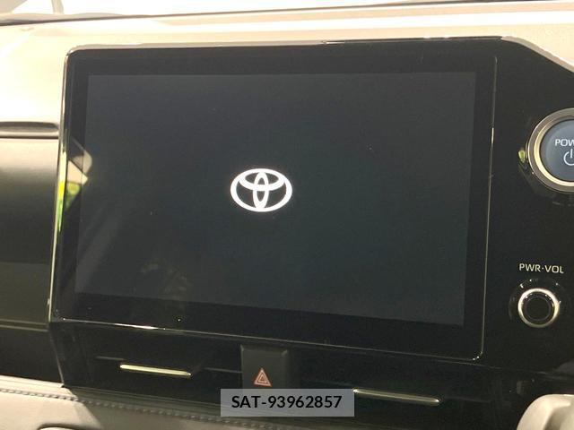 Toyota VOXY 2023-09 8647217-2