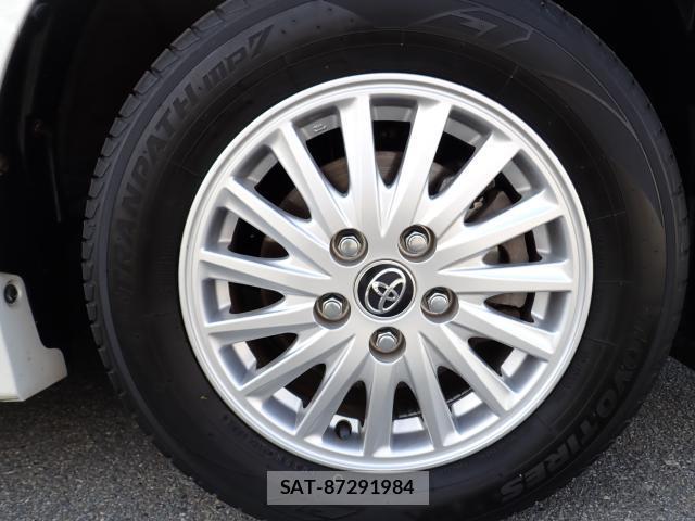 Toyota VOXY 2016-07 8647266-8