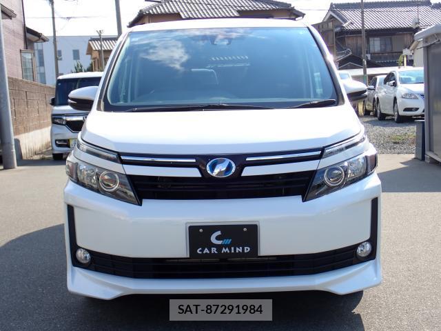 Toyota VOXY 2016-07 8647266-9