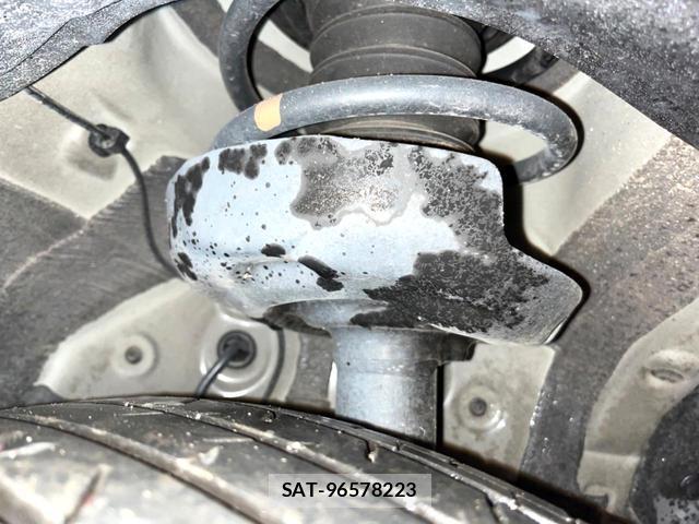 Toyota VOXY 2023-09 8647284-19