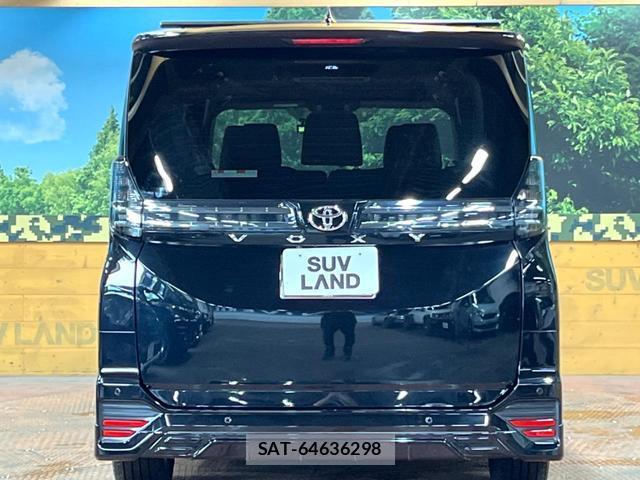 Toyota VOXY 2023-12 8647319-15