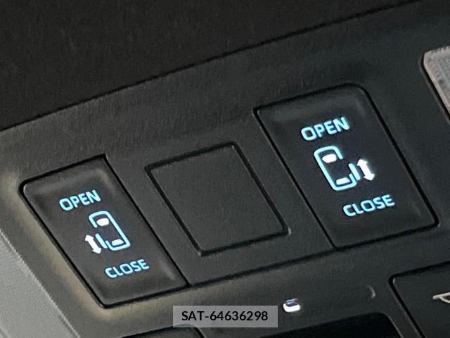 Toyota VOXY 2023-12 8647319-6