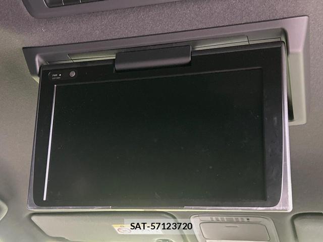 Toyota VOXY 2021-03 8647519-2