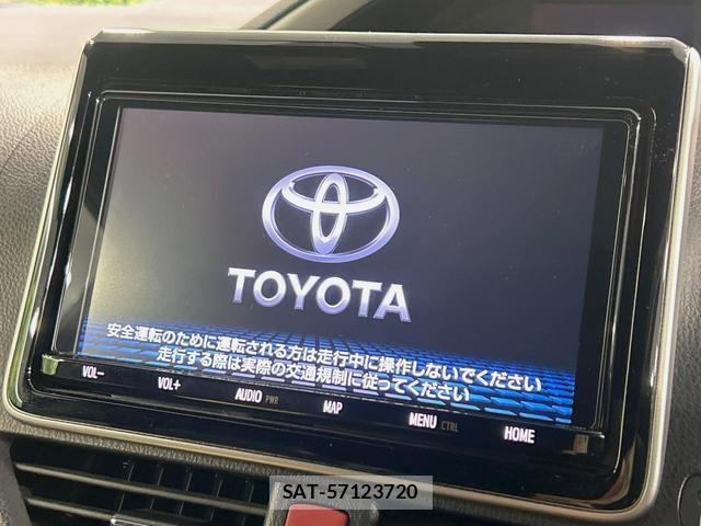 Toyota VOXY 2021-03 8647519-4
