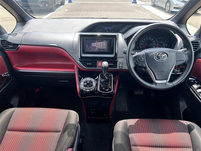 Toyota VOXY 2020-12 8647631-13
