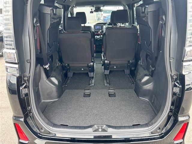 Toyota VOXY 2020-12 8647631-18