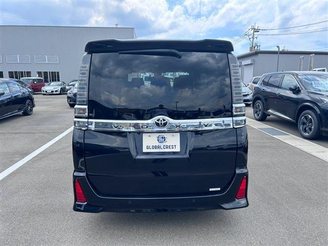 Toyota VOXY 2020-12 8647631-6