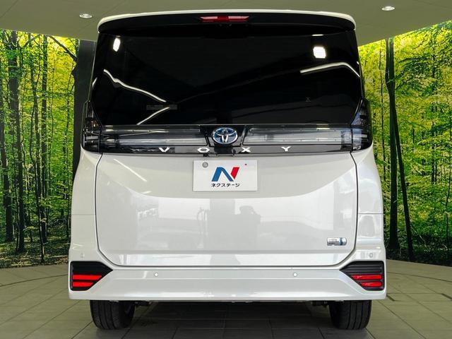 Toyota VOXY 2025-09 8647635-15