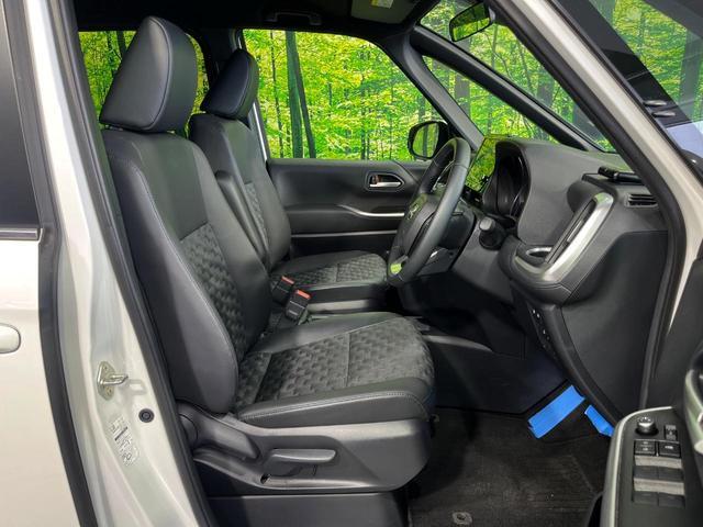 Toyota VOXY 2025-09 8647635-7