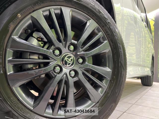 Toyota VOXY 2026-01 8647670-13