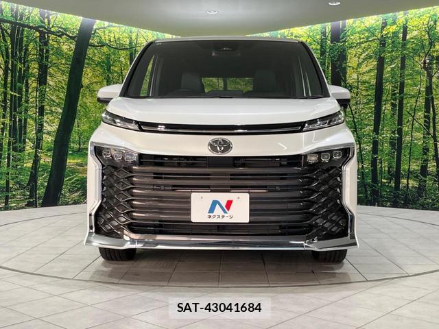 Toyota VOXY 2026-01 8647670-14