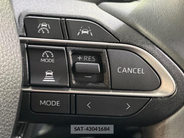 Toyota VOXY 2026-01 8647670-6