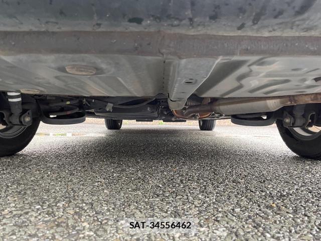 Toyota VOXY 2019-05 8647994-18