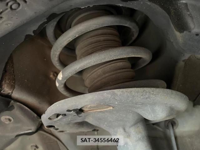 Toyota VOXY 2019-05 8647994-19