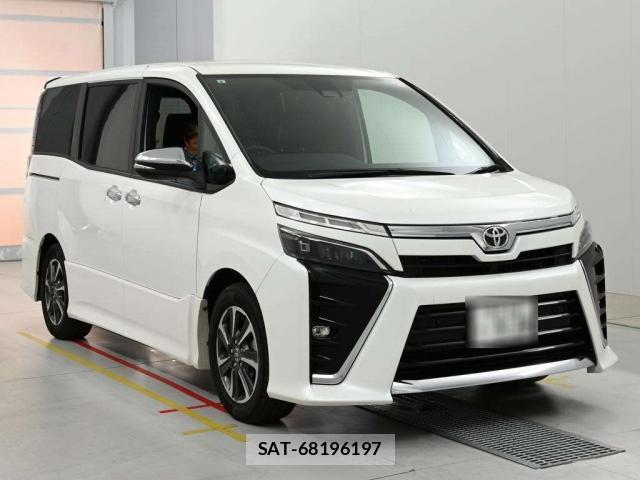 Toyota VOXY 2021-08 8648031-0