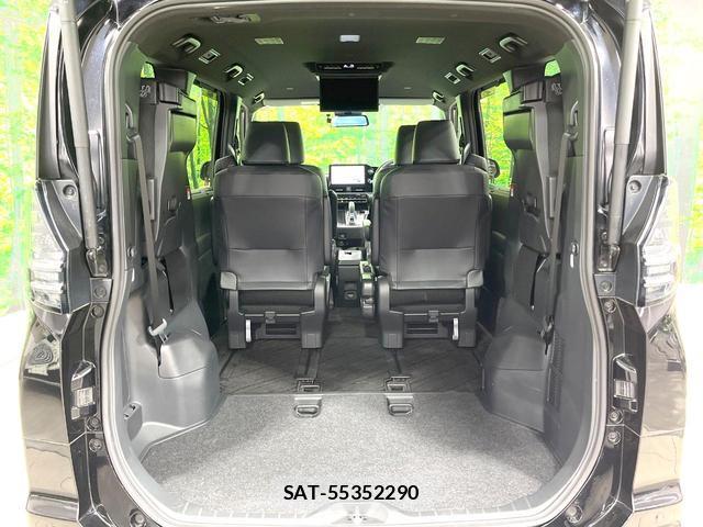 Toyota VOXY 2024-10 8648132-11