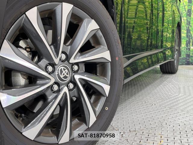 Toyota VOXY 2025-02 8648193-13