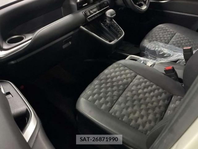 Toyota VOXY 2023-03 8648231-10