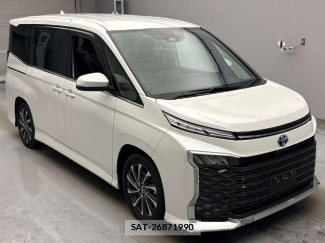 Toyota VOXY 2023-03 8648231-3