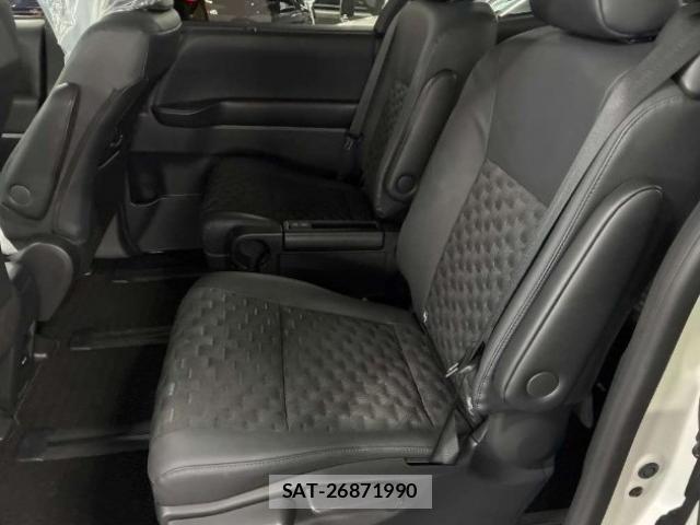 Toyota VOXY 2023-03 8648231-9