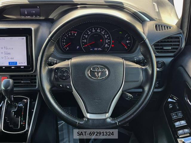 Toyota VOXY 2019-09 8648305-11