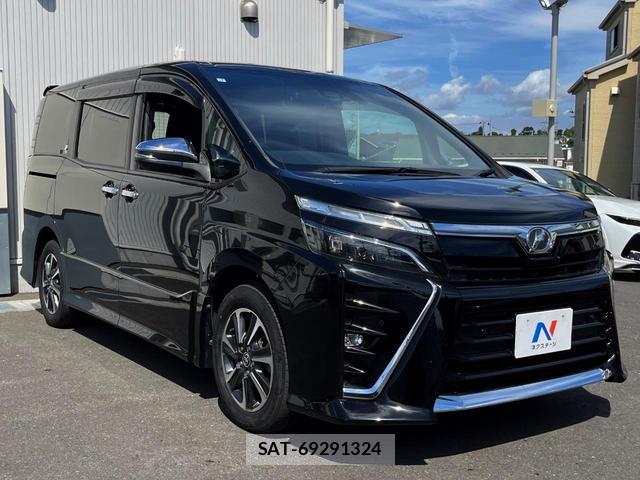 Toyota VOXY 2019-09 8648305-16