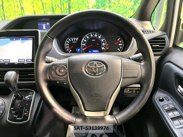 Toyota VOXY 2016-09 8648576-11