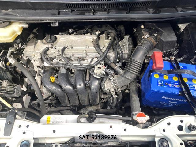 Toyota VOXY 2016-09 8648576-18