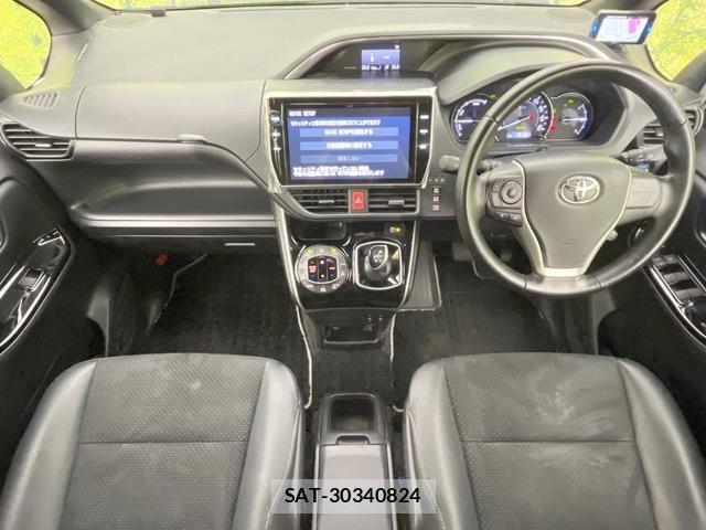 Toyota VOXY 2021-03 8648751-1