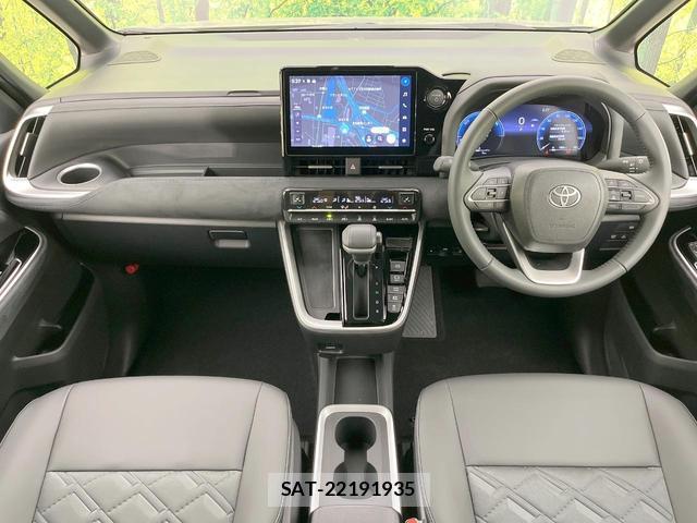 Toyota VOXY 2026-05 8648771-1