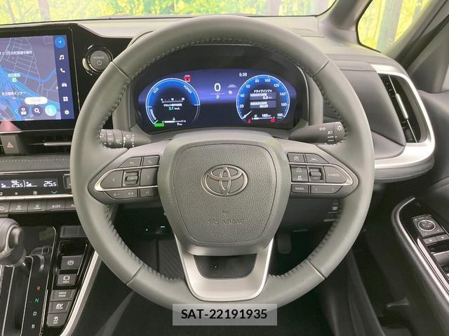 Toyota VOXY 2026-05 8648771-11