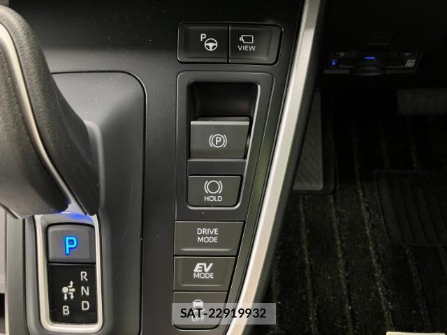 Toyota VOXY 2026-03 8648827-16
