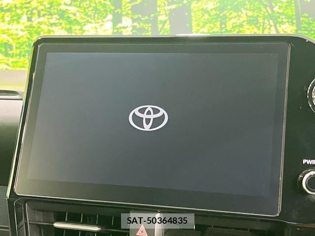Toyota VOXY 2024-05 8649131-2