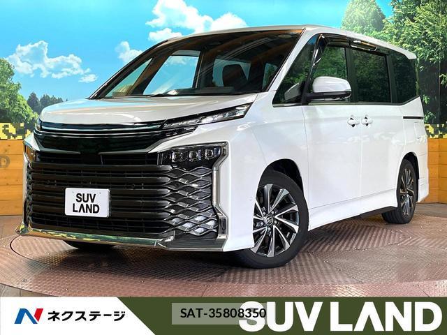 Toyota VOXY 2023-05 8649222-0