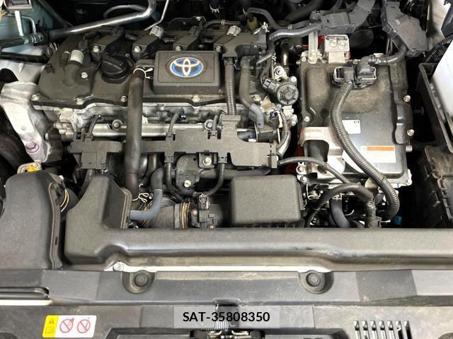 Toyota VOXY 2023-05 8649222-18
