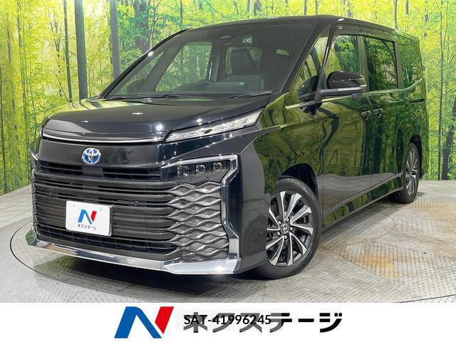 Toyota VOXY 2022-12 8649591-0