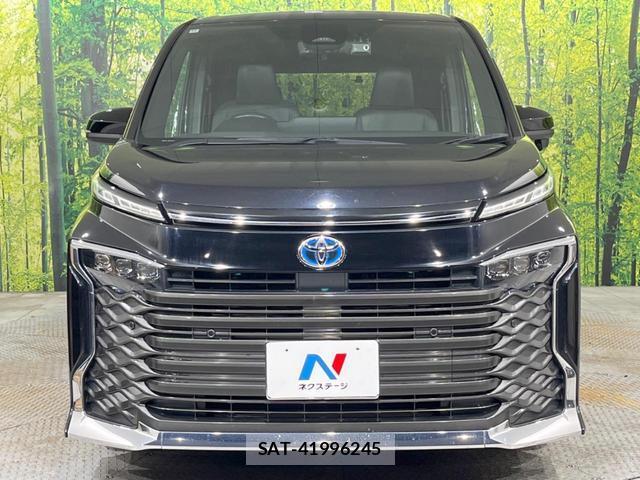 Toyota VOXY 2022-12 8649591-14