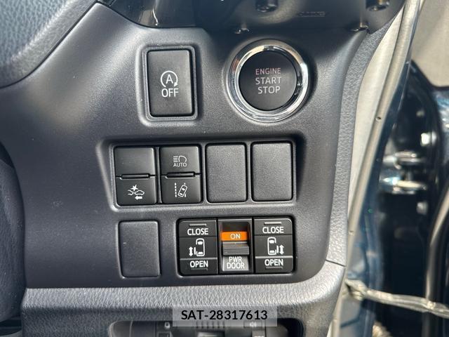 Toyota VOXY 2019-08 8649912-7