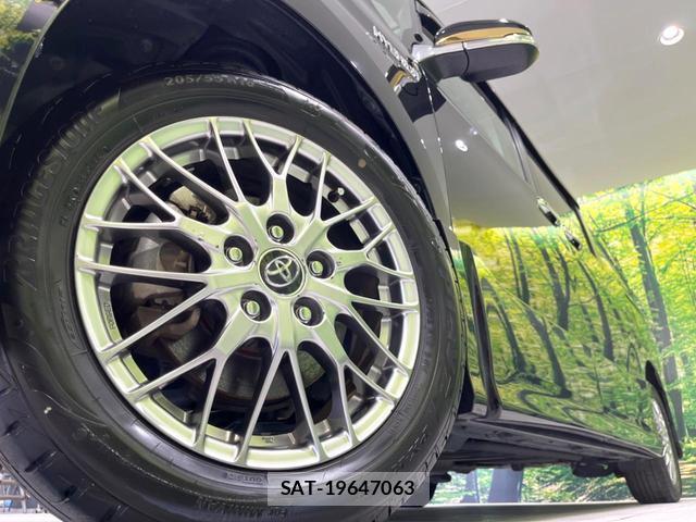Toyota VOXY 2016-03 8649997-13