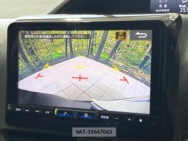 Toyota VOXY 2016-03 8649997-3