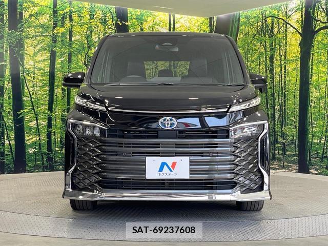 Toyota VOXY 2023-06 8650014-14