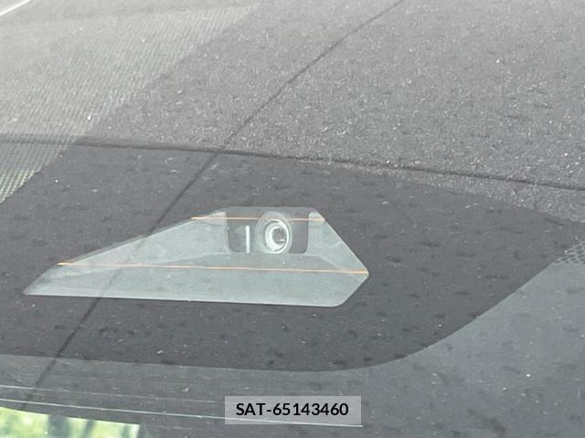 Toyota VOXY 2022-10 8650020-4
