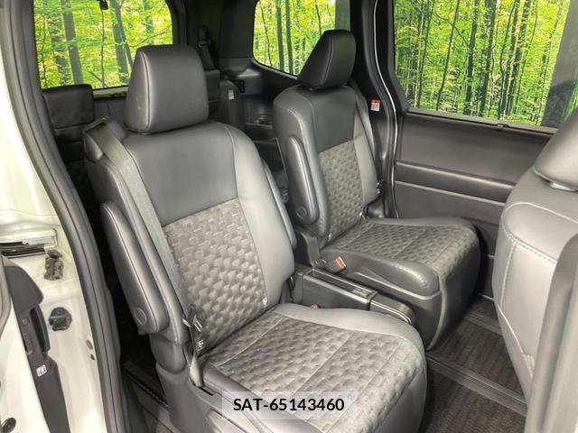 Toyota VOXY 2022-10 8650020-8